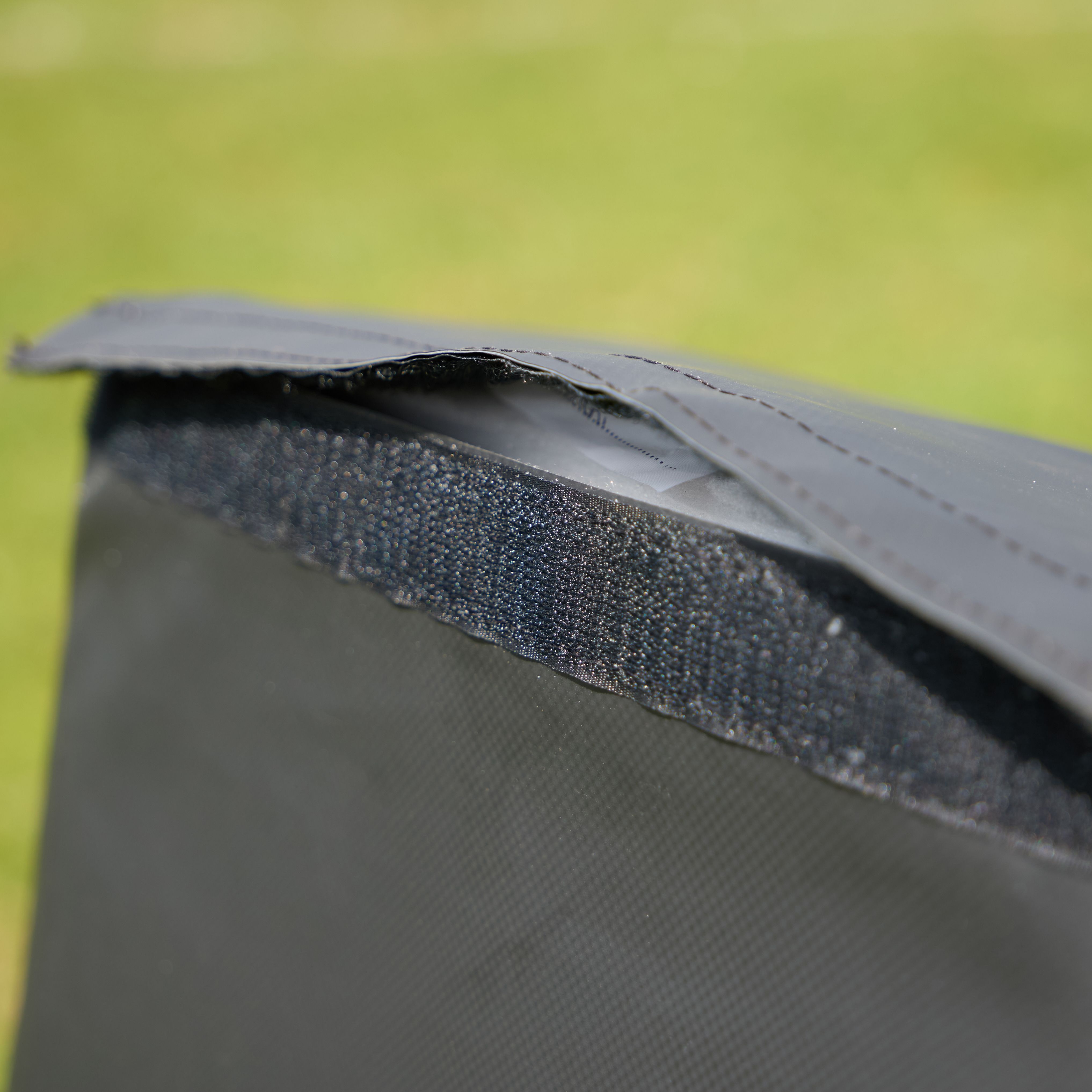SHOSHIN Single Wedge Tackle Shield - Int