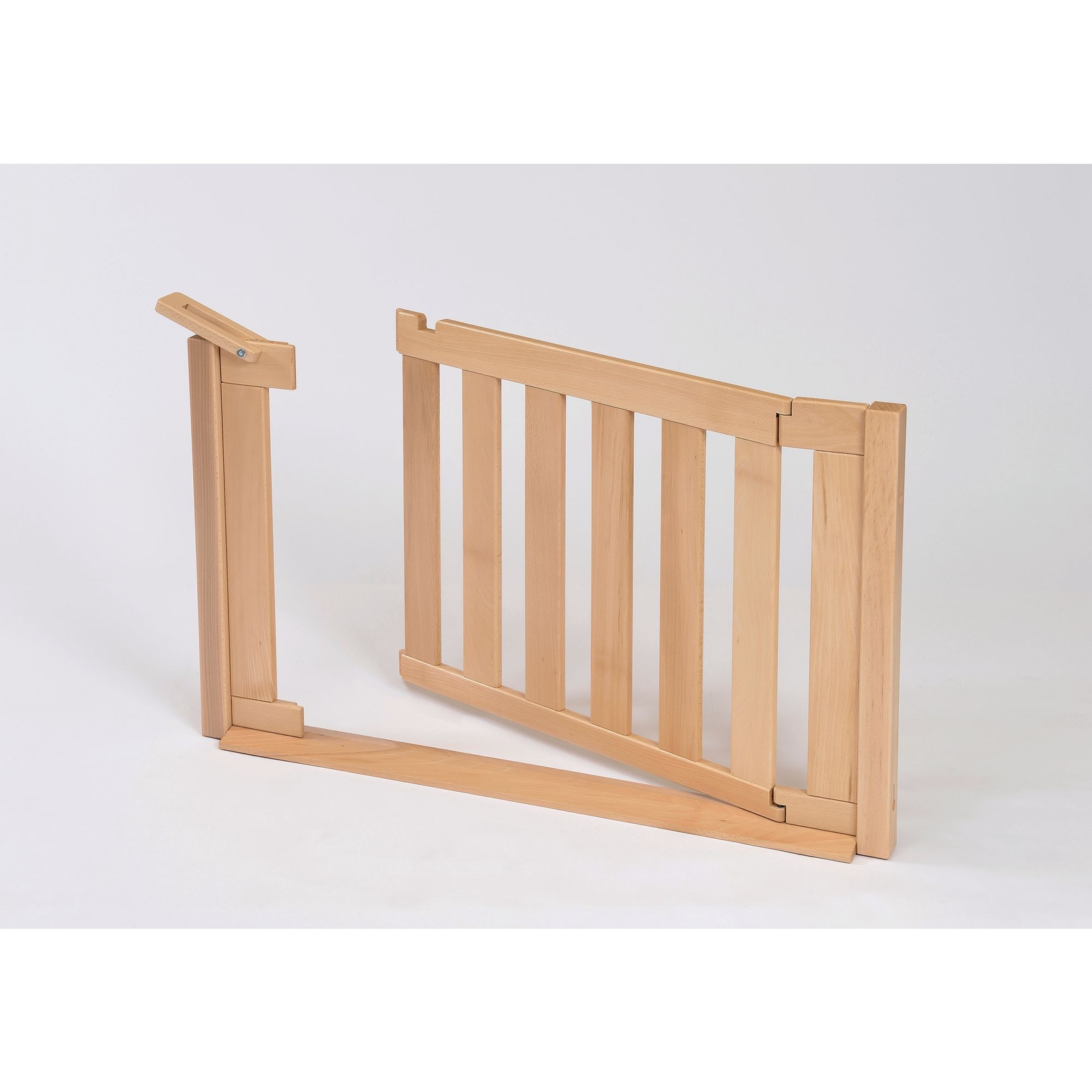 Nursery Dividers, Panels & Play Items