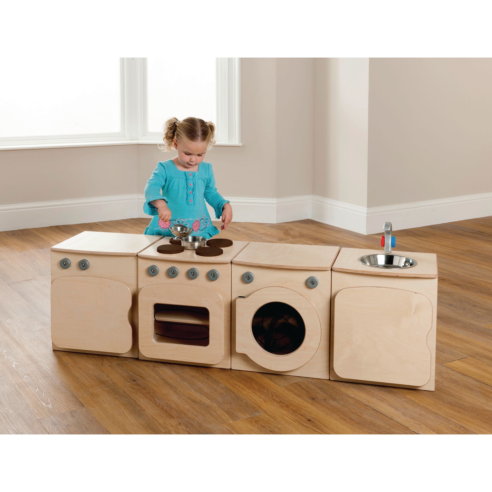 kitchen toddler