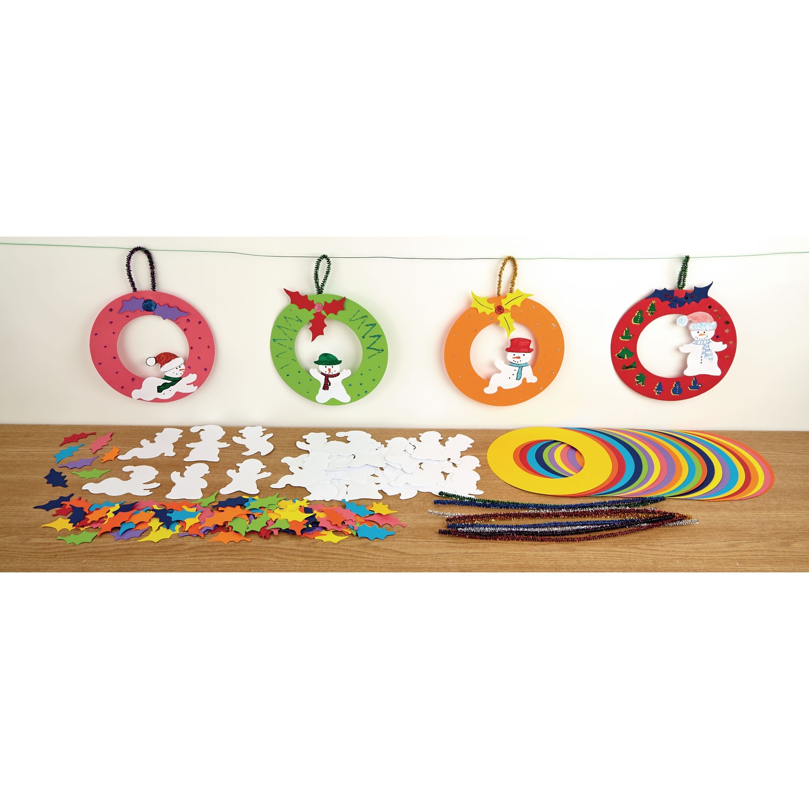 Snowman Wreaths Pack of 30