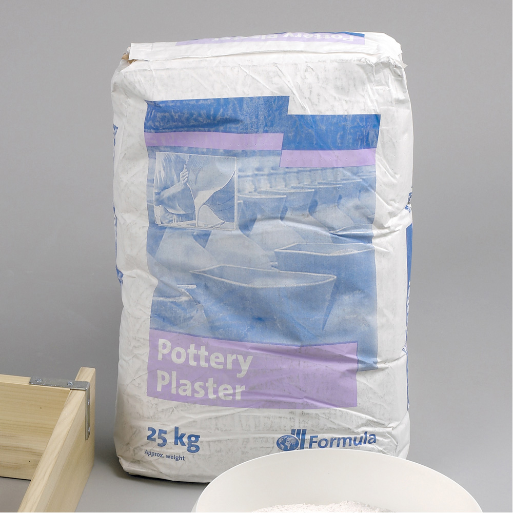 M308D Fine Casting Plaster 25kg Bag Findel Dryad UAE
