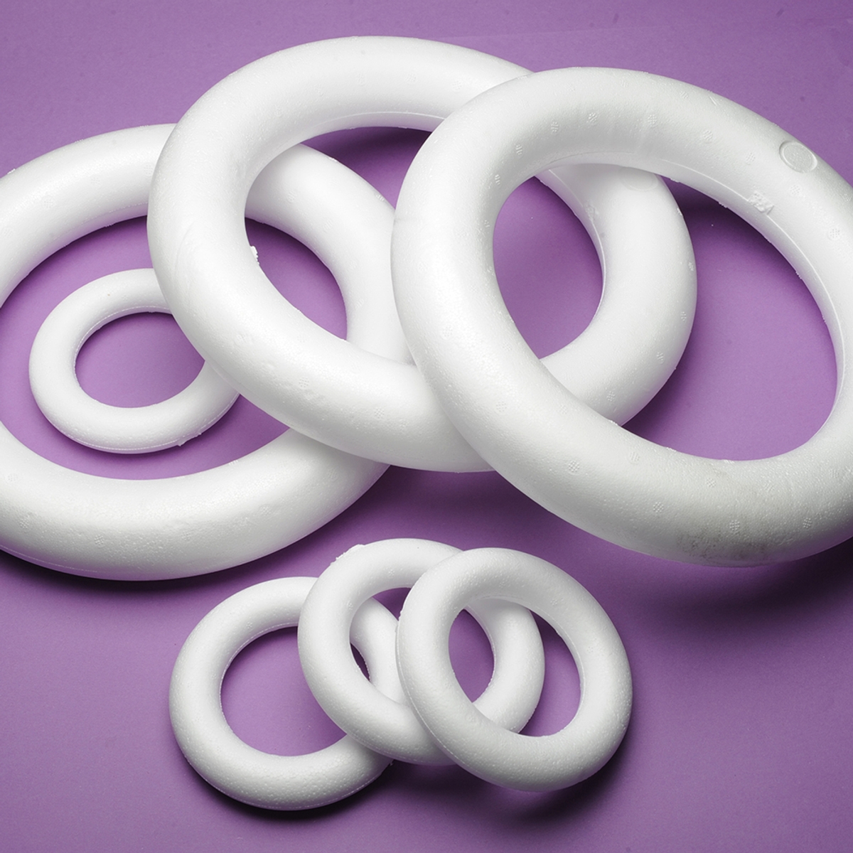 Poly Grade Rings Polystyrene Rings - 250mm dia. Pack of 5 | M344D | Findel Dryad